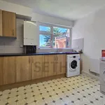 Rent 3 bedroom flat in Leicester