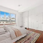 Rent 3 bedroom apartment in Manhattan