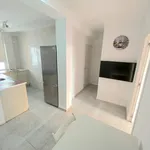 Rent 4 bedroom apartment in Seville