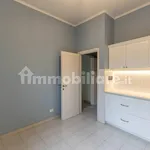 Rent 5 bedroom apartment of 257 m² in Florence