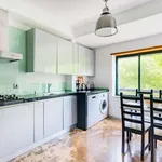 Rent 3 bedroom apartment in lisbon