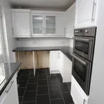 Rent 2 bedroom flat in Wales