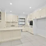 Rent 4 bedroom apartment in Lake Illawarra