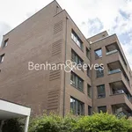 Rent 1 bedroom flat of 52 m² in Greenwich