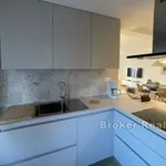 Rent 1 bedroom apartment of 65 m² in Split