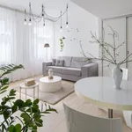 Rent 2 bedroom apartment of 50 m² in Praha