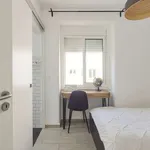 Rent a room in lisbon