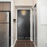 1 bedroom apartment of 936 sq. ft in Toronto (Clanton Park)