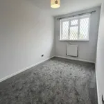 Rent 3 bedroom flat in Cardiff