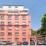 Pronajměte si 1 ložnic/e byt o rozloze 55 m² v Prague