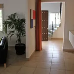 Rent 4 bedroom house of 160 m² in Cadiz']