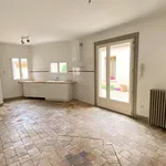 Appartement de 112 m² avec 4 chambre(s) en location à Châteauroux