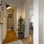 Rent 2 bedroom apartment of 57 m² in paris