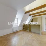 Pronajměte si 3 ložnic/e byt o rozloze 64 m² v Capital City of Prague