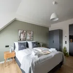 Rent 1 bedroom apartment of 27 m² in Stuttgart