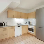 Rent 4 bedroom apartment of 31 m² in Berlin