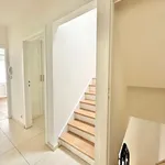 Maison de 541 m² avec 6 chambre(s) en location à Uccle