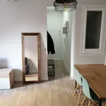 Rent 1 bedroom apartment of 45 m² in barcelona