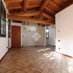 Affitto 2 camera casa di 40 m² in Chieve