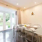 Rent 4 bedroom apartment of 85 m² in dublin