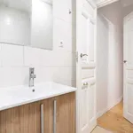 Rent a room of 260 m² in Madrid