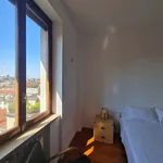 Rent 6 bedroom apartment of 70 m² in Stuttgart