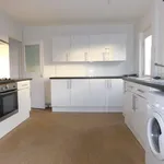 Rent 3 bedroom flat in douglas