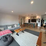 Rent 3 bedroom apartment in Tauranga