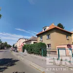 Pronajměte si 2 ložnic/e byt o rozloze 72 m² v Prague