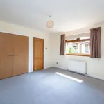 Rent 4 bedroom house in Scotland