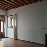 Maison de 110 m² avec 6 chambre(s) en location à BoenT