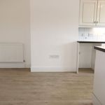 Rent 3 bedroom flat in South East England