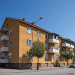 Rent 4 bedroom apartment of 92 m² in Katrineholm