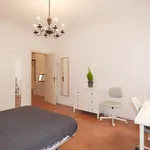 Rent a room of 161 m² in barcelona