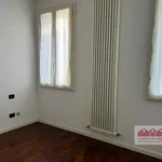 Affitto 4 camera appartamento di 90 m² in Vicenza