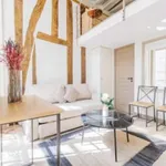 Appartement de 183 m² avec 1 chambre(s) en location à Paris