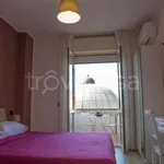 Rent 4 bedroom apartment of 50 m² in Pompei