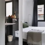 Rent 2 bedroom apartment of 55 m² in Barcelona