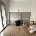 Affitto 3 camera appartamento di 76 m² in Brindisi