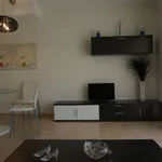 Alquilo 2 dormitorio apartamento de 65 m² en Alicante']