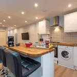 Rent 3 bedroom apartment in Reading