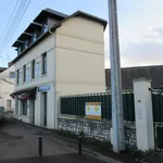 Rent 3 bedroom apartment of 52 m² in SUR EURE