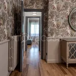 Rent 6 bedroom house of 200 m² in Firenze