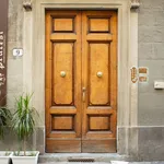 Rent 2 bedroom apartment of 90 m² in Florence