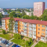 Pronajměte si 3 ložnic/e byt o rozloze 64 m² v Havířov