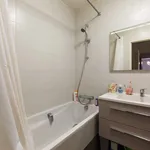 Appartement de 170 m² avec 1 chambre(s) en location à Paris