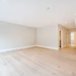 Rent 4 bedroom house in South East England