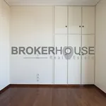 Rent 4 bedroom apartment of 182 m² in Παράδεισος