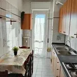 Rent 3 bedroom apartment of 100 m² in Milan