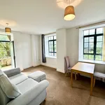 Rent 2 bedroom flat in Calderdale